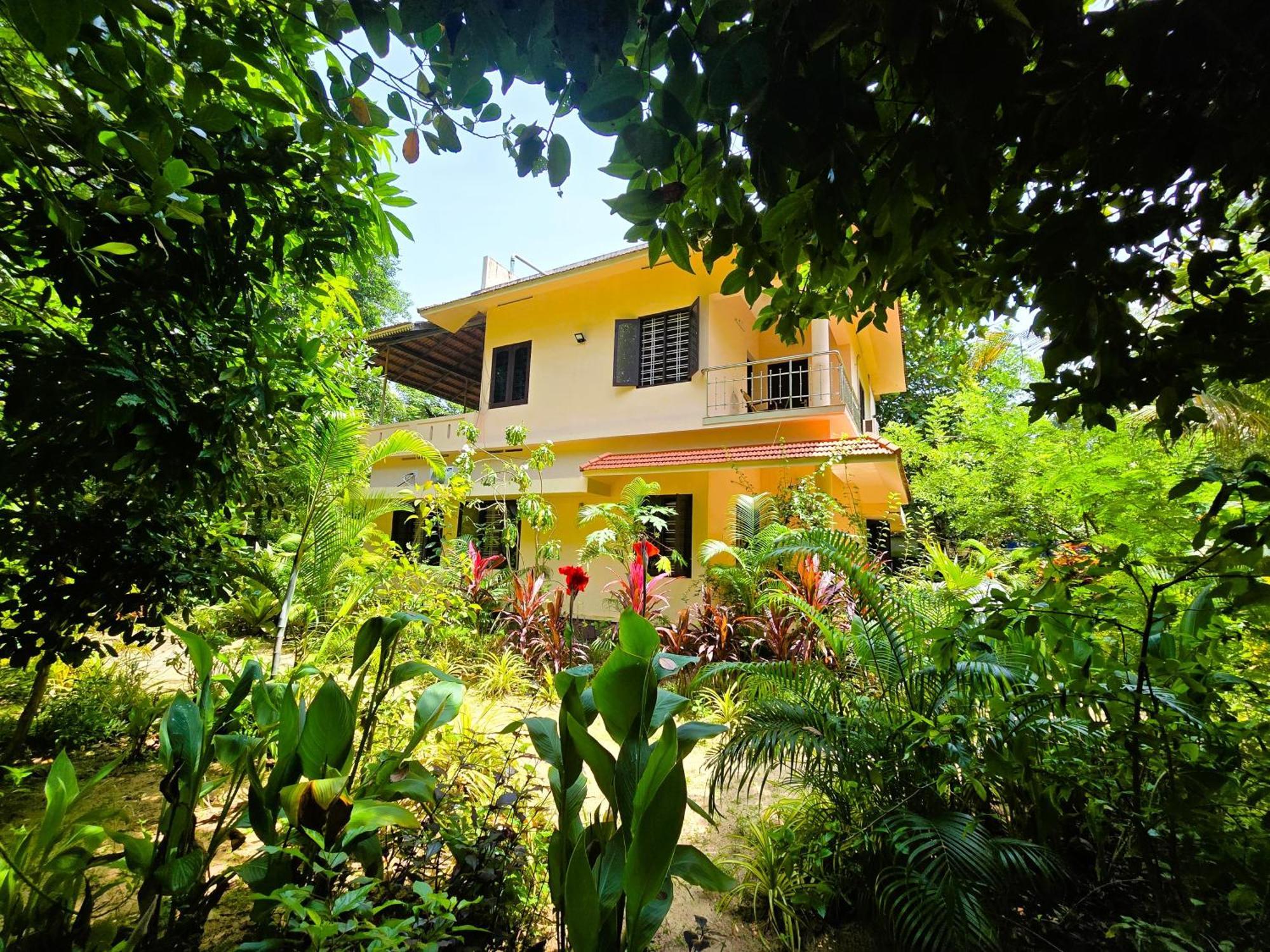 Bella Marari Beach Homestay Mararikulam Esterno foto